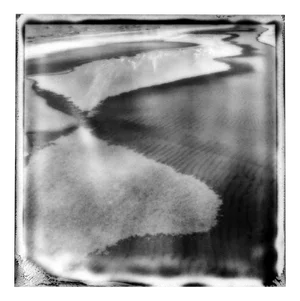Frozen Beach #4 - Black and White Analogue Landscape Photography 2022