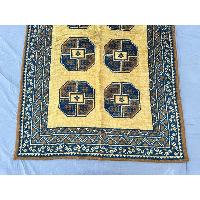 2000 - 2009 Moroccan Golden Hand-Knotted Wool Rug - 6'10" X 4'4" For Sale - Image 5 of 12