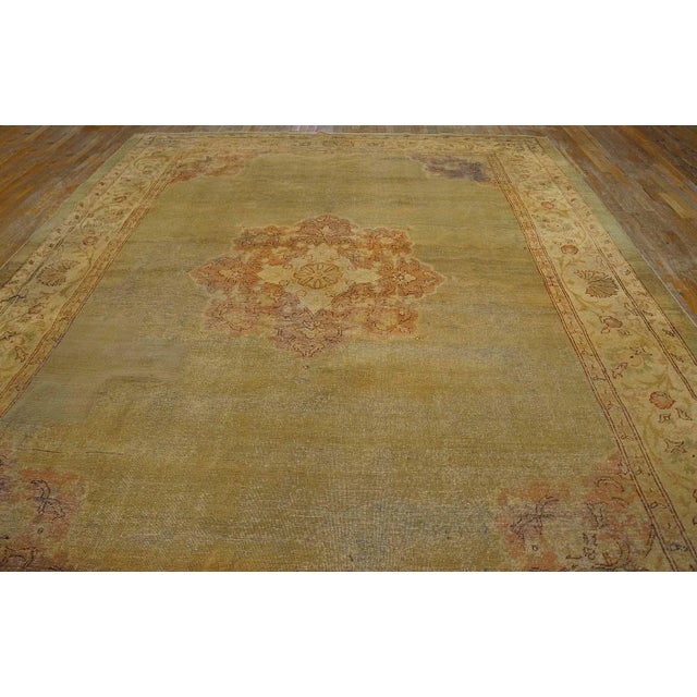 Early 20th Century N. Indian Amritsar Carpet ( 9'2" x 11'8" - 280 x 355 ) Antique Indian Amristar rug with Medallion on...