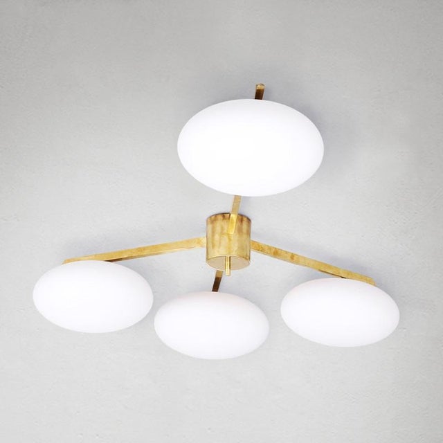 Mid-Century Modern Ceiling Lamp in Brass and Murano Glass in the style of Arredoluce For Sale - Image 3 of 6
