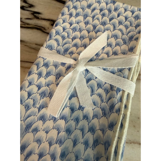 French Late 20th Century French Blue & Cream Feather Print Cotton Napkins - Set of 8 For Sale - Image 3 of 4