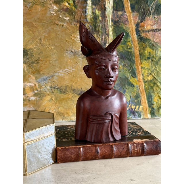 Hand Carved teak wood vintage Balinese bust, male. Skilled carving, fantastic details throughout, especially on the head...