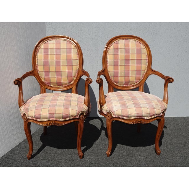 Karges Furniture Pair of Vintage Karges French Style Plaid Side Chairs 2of2 For Sale - Image 4 of 12