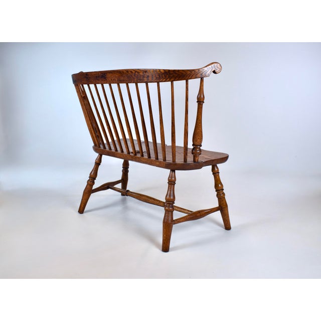Chestnut 20th Century American Comb Back Windsor Settee Bench For Sale - Image 8 of 16