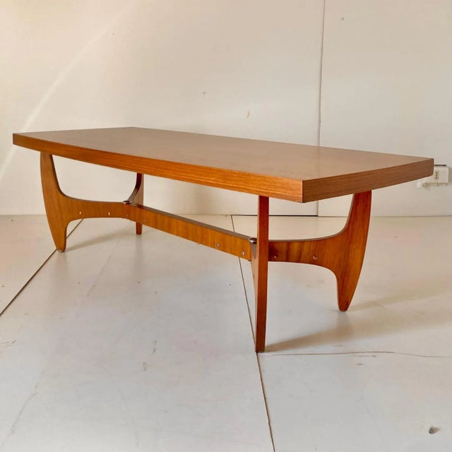 Large Rectangular Coffee Table in Walnut, 1960s For Sale - Image 14 of 14