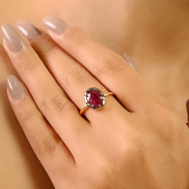 Solitaire Set 2.09 Ct Ruby Rhodium Engagement Ring in 18k Yellow Gold Size 6.5 For Sale - Image 4 of 16
