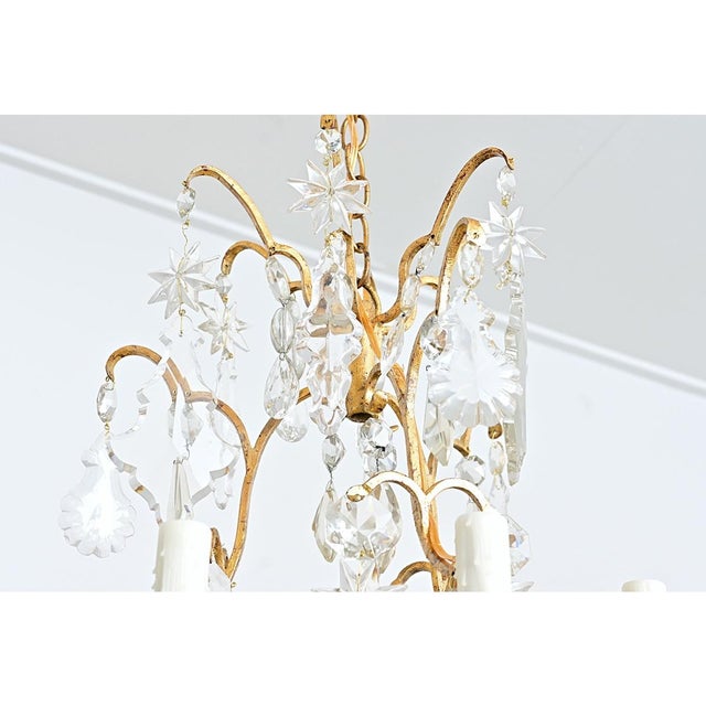 French Vintage Gilt Bronze Chandelier in the Manner of Baguès For Sale - Image 4 of 15