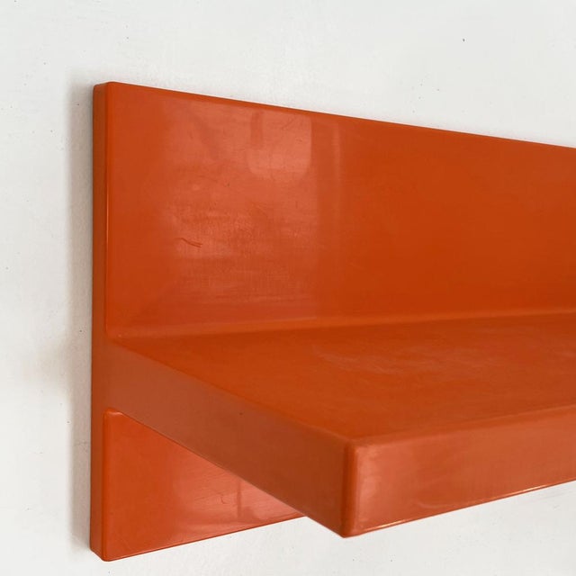 Kartell Orange Wall Shelves attributed to Marcello Siard for Kartell, 1970s, Set of 2 For Sale - Image 4 of 7