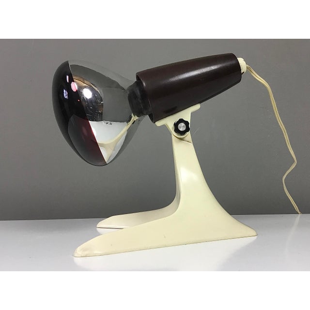 Osram Theratherm Lamp 1950s, in a beautiful Space Age design with organic lines. Nice, decorative model that is not often...