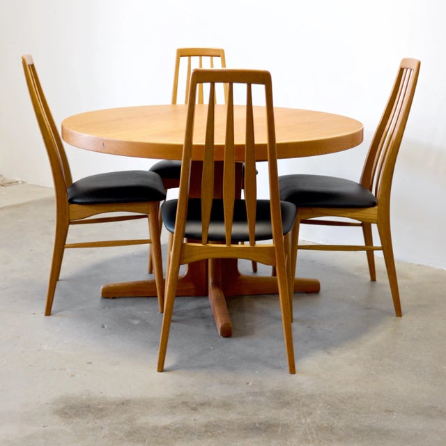 Skovby Møbelfabrik Round Danish Teak Dining Table For Sale - Image 15 of 15
