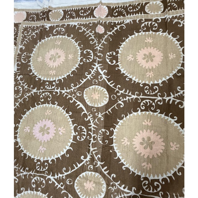 Ecru Large Cotton Suzani From Samarkand Uzbekistan, 1930s Suzani Terracotta Wall Hanging Tapestry - Neutral Uzbek Bedspread For Sale - Image 8 of 12