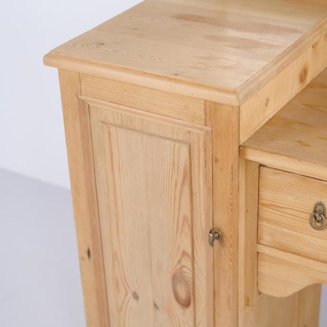 Pine Dressing Table with Mirror, 1920s For Sale - Image 10 of 11