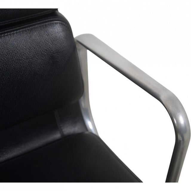 Animal Skin EA219 Office Chair in Black Leather by Charles Eames, 2000s For Sale - Image 7 of 18