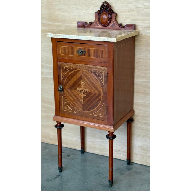 1900s, Art Nouveau Pair of Mahogany Nightstands with Crest Marble Top For Sale - Image 16 of 18