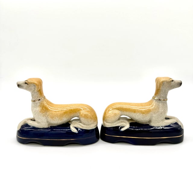 Early 20th Century Antique Staffordshire Whippet or Greyhound Ceramic Figurines, a Pair For Sale - Image 5 of 10