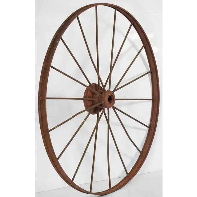 Burnt Umber Large English Spoked Cart or Wagon Wheel of Iron From the 19th Century (Dia 54) For Sale - Image 8 of 11