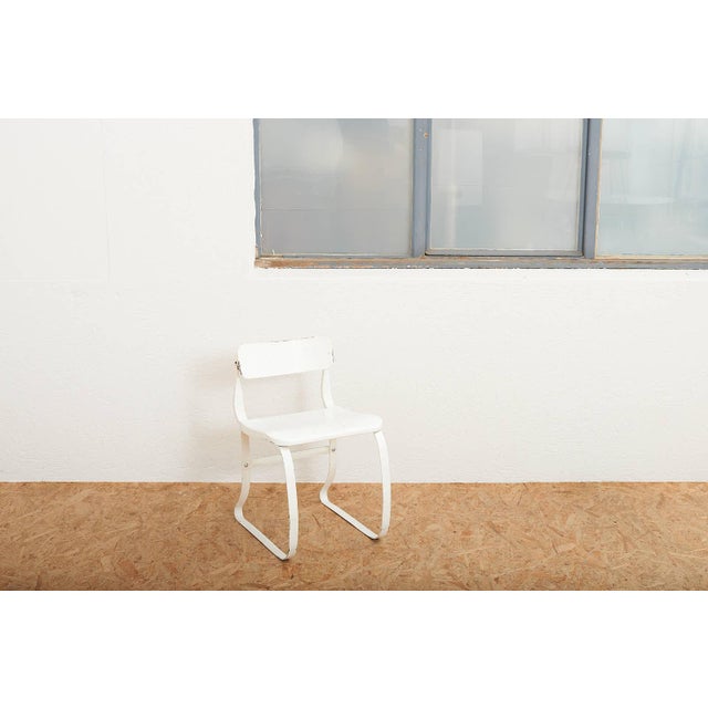 Health Chair in White Lacquered Metal and Flat Steel Base by Herman A. Sperlich for Ironrite, 1938 For Sale - Image 12 of 13