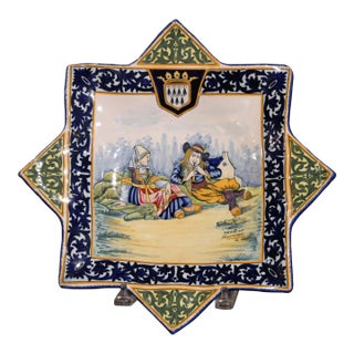 Early 20th Century French Henriot Quimper Painted Faience Wall Platter For Sale