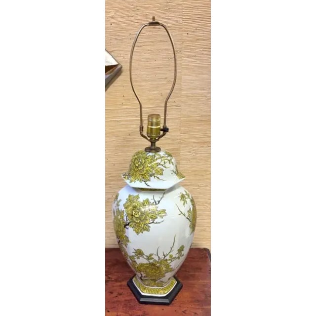 Marbo Lamp Company Mid 20th Century Mid Century Modern Attributed to Marbro Lamp Company Chinoiserie Porcelain Ginger Jar Lamp With Imari Design For Sale - Image 4 of 8