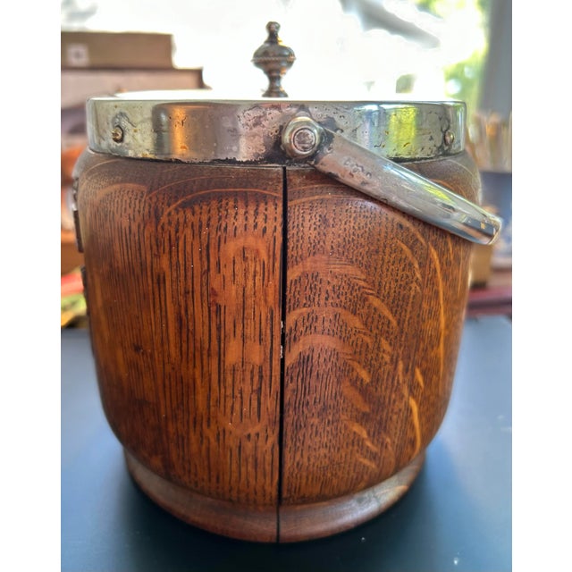 Late 19th Century Late 19th Century English Carved Oak Ice Bucket in Silver Plate For Sale - Image 5 of 5