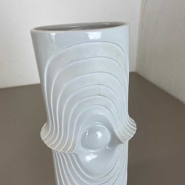 Ceramic Op Art Porcelain Vases by Royal Bavaria KPM, Germany, 1970s, Set of 2 For Sale - Image 7 of 18