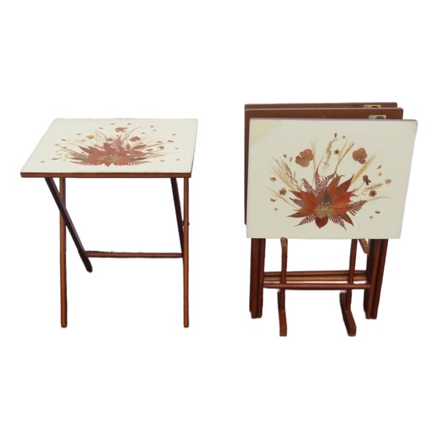 Scheibe Mid Century Folding Wooden Tv Trays Floral Top 4pc Set With Stand 6896 For Sale