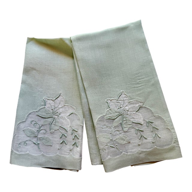 Pair Vintage Pale Pistachio Madeira Linen & Organza Fingertip Towels For Sale