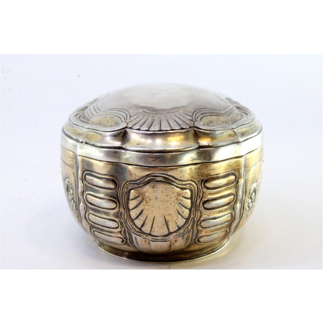 Elliptical Silver Box with Reliefs For Sale - Image 4 of 10