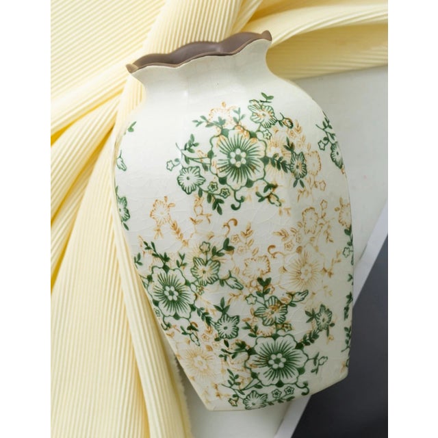 Chinoiserie Vintage Chinoiserie Green and White Ceramic Vase For Sale - Image 3 of 3
