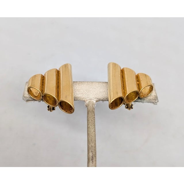 Napier Vintage 1960s Signed Napier Modernist Goldtone Clip Earrings-2 Pieces For Sale - Image 4 of 7