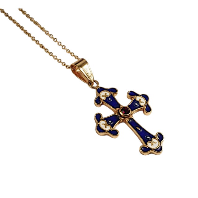Vintage 14k Yellow Gold Blue Enamel Cross Pendant With Garnet Center & 16" Cable Chain For Sale In New York - Image 6 of 9