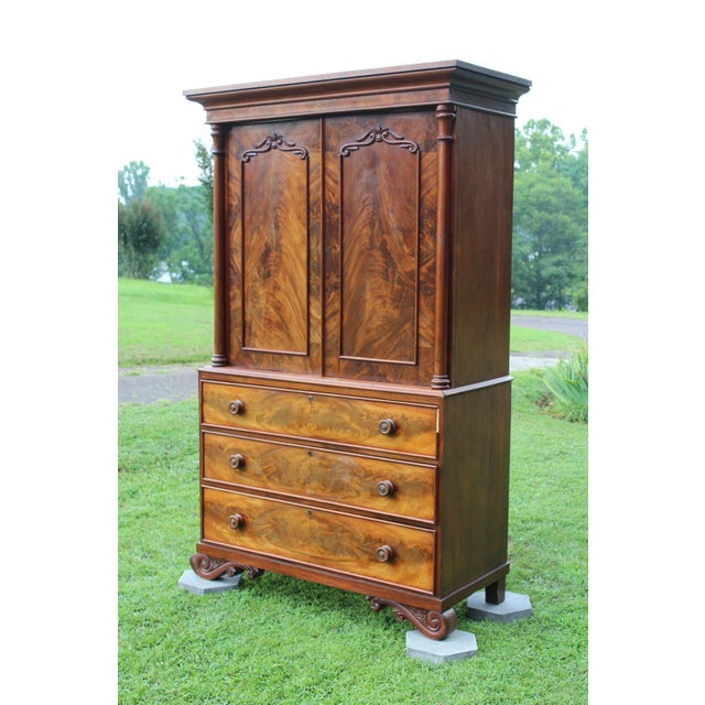 The flame mahogany on this antique linen press is absolutely exquisite! It comes from the workshop of W. A. Willcocks in...