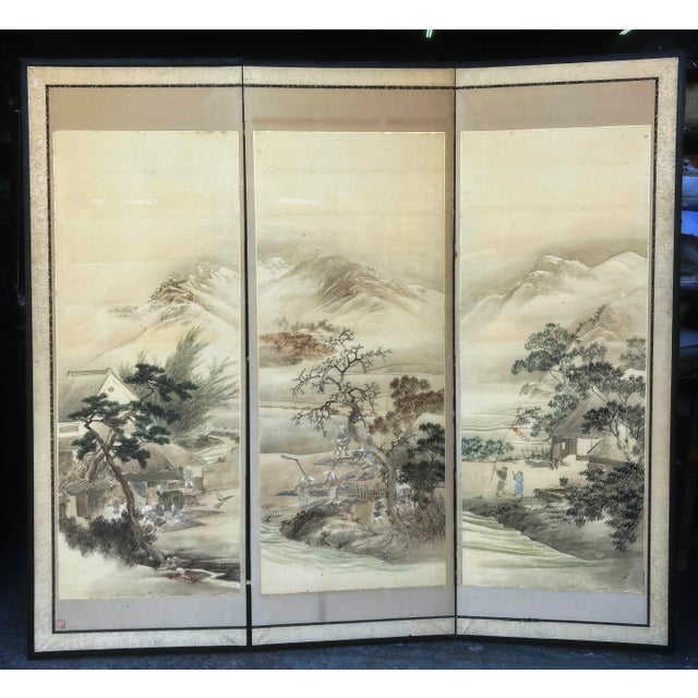 Traditional Large Antique Asian 3-Panel Folding Screen With Ink Painting For Sale - Image 3 of 18