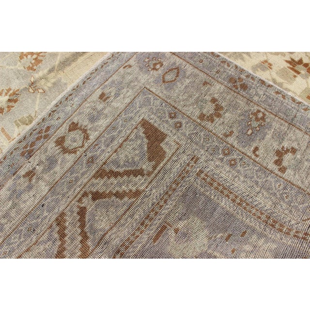 Mid 20th Century Floral Layered Medallion Vintage Turkish Oushak Rug in Cream Ivory Gray For Sale - Image 9 of 10