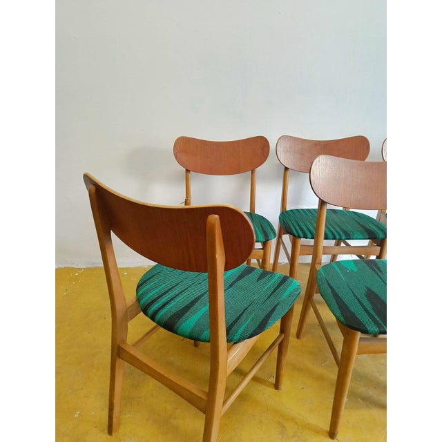 Vintage Danish Chairs, 1960s, Set of 6, in Very Good conditions. Designed 1960 to 1969