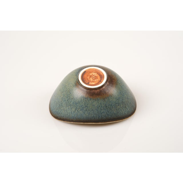 Black Large Scandinavian Modern Aro Bowl in Stoneware by Gunnar Nylund for Rörstrand, 1950s For Sale - Image 8 of 9