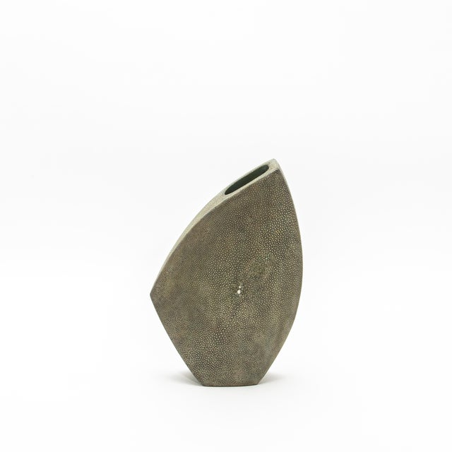 2020s Shagreen Vase by R&y Augousti For Sale - Image 5 of 8