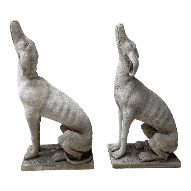 Vintage English Traditional Stone Dog Statues - Set of 2 For Sale