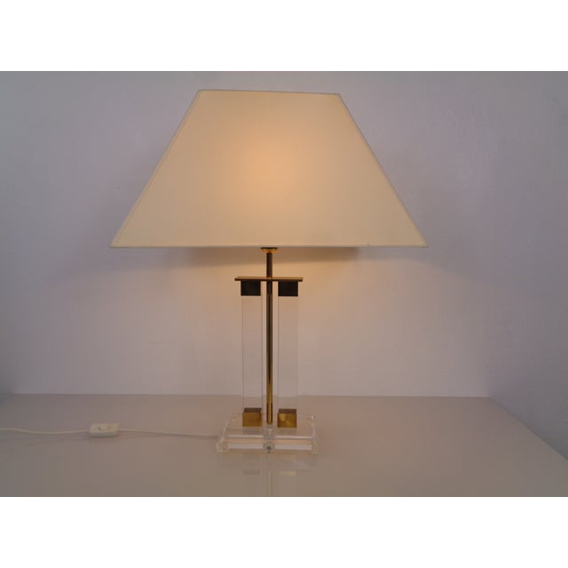 Hollywood Regency Acrylic Glass & Brass Table Lamp, Italy, 1970s For Sale - Image 16 of 16