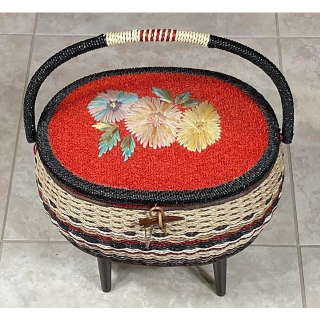 Mid-Century Modern Vintage Sewing Basket Mid Century Design For Sale - Image 3 of 11