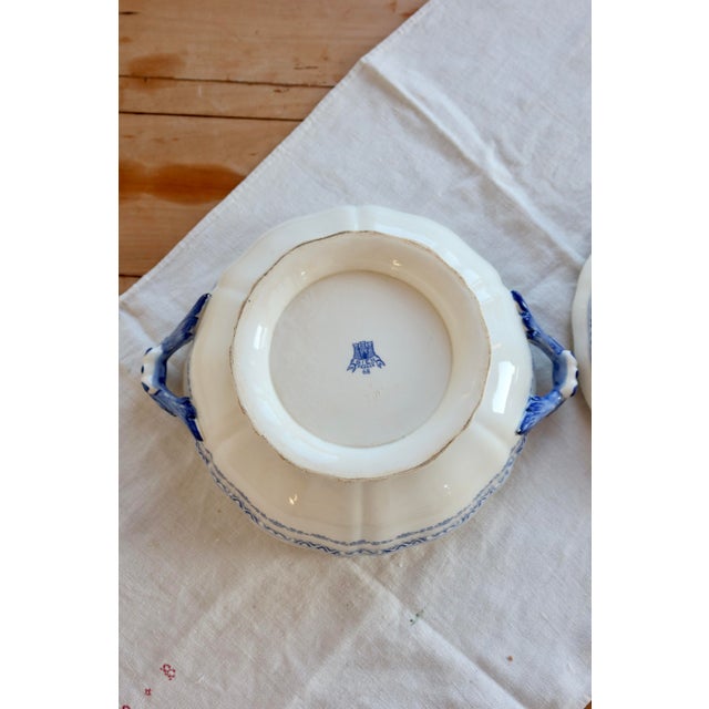 Large Vintage Earthenware Tureen from Gien, 1970s For Sale - Image 9 of 10