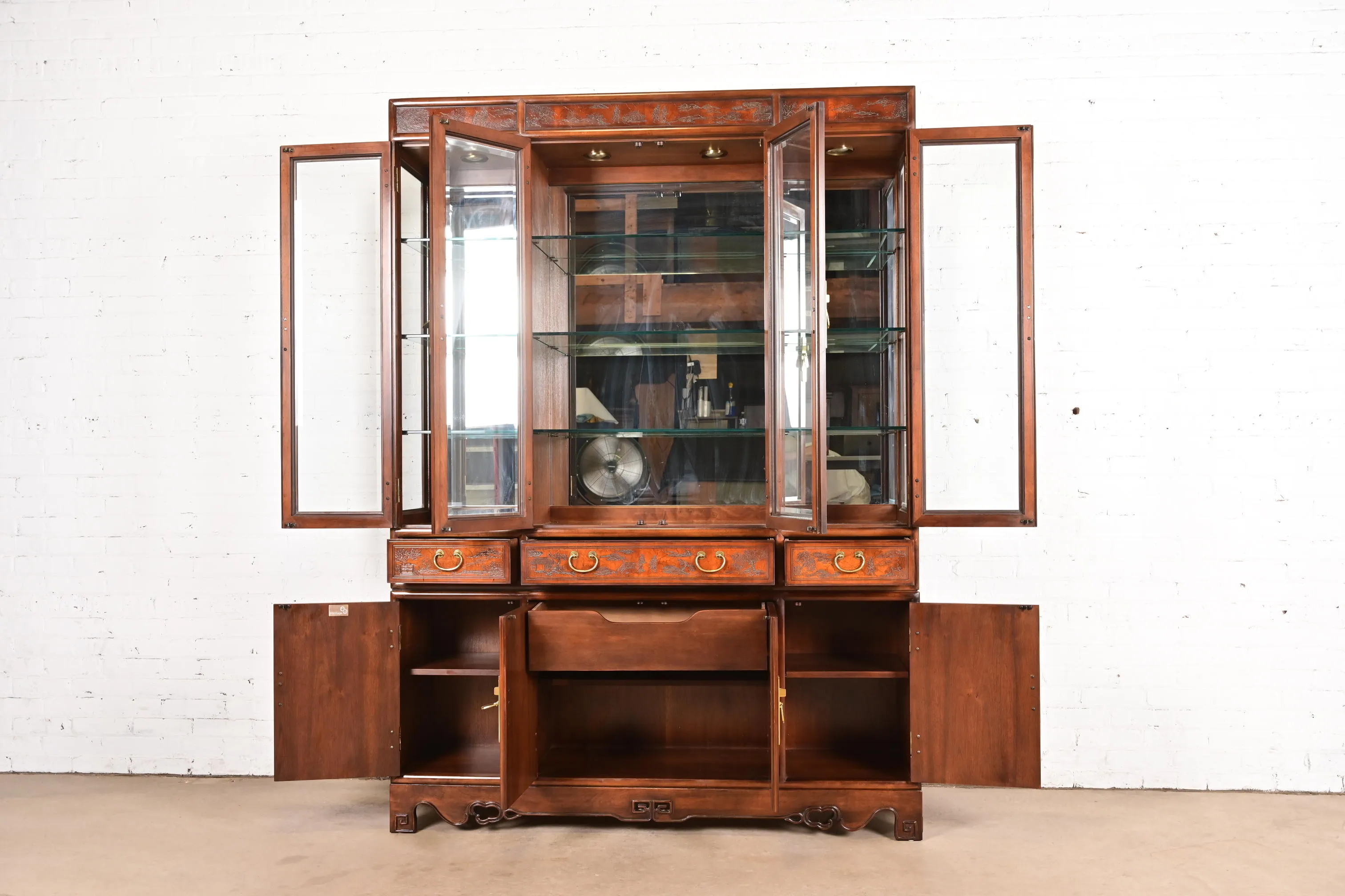 Drexel Heritage Hollywood Regency Chinoiserie Burled Mahogany