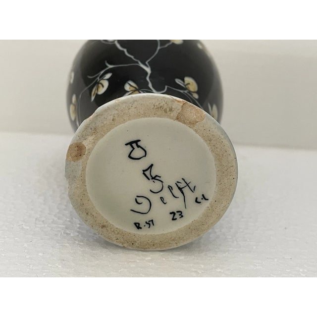 Ceramic Vintage 1960s Famille Noire Black Scratch Royal Delft Lidded Ginger & Small Vase For Sale - Image 7 of 7