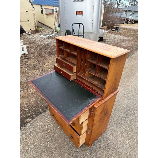 Late 18th Century White Pine Desk W/Storage (Wooden Nails) For Sale - Image 5 of 9