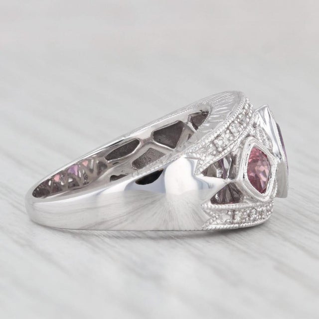 Modern 1.47ctw Tourmaline Amethyst Diamond Ring 14k White Gold Size 6.75 3-Stone For Sale - Image 3 of 8