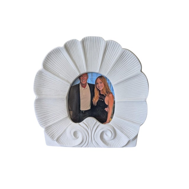 Ceramic Vintage Rocaille Shell Ceramic Pottery Picture Frame For Sale - Image 7 of 15