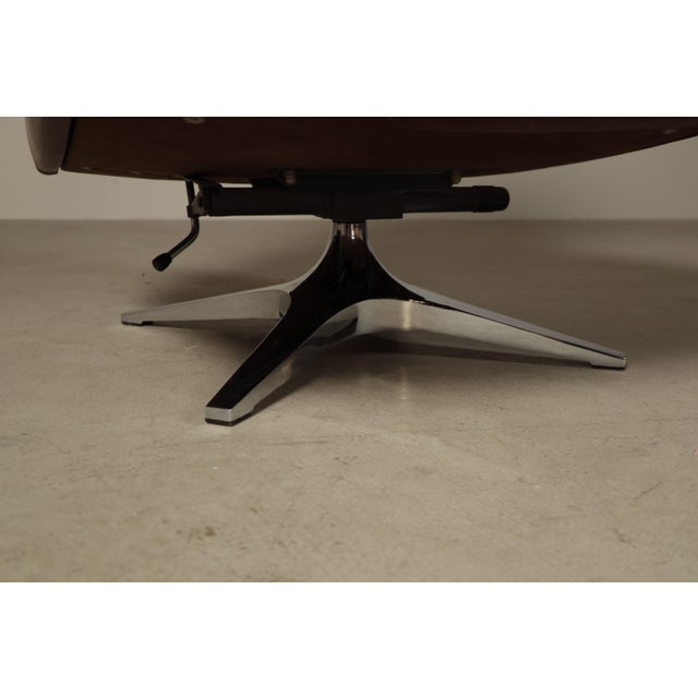 DS-31 Reclining Swivel Lounge Chair in Leather from de Sede, Switzerland, 1970s For Sale - Image 10 of 17