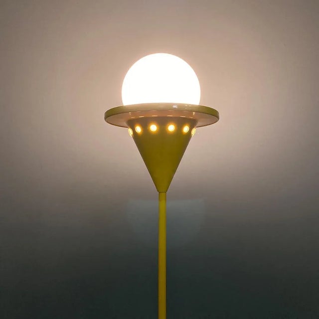 1980s Italian Modern Yellow Metal Thin Floor Lamp, 1980s For Sale - Image 5 of 13