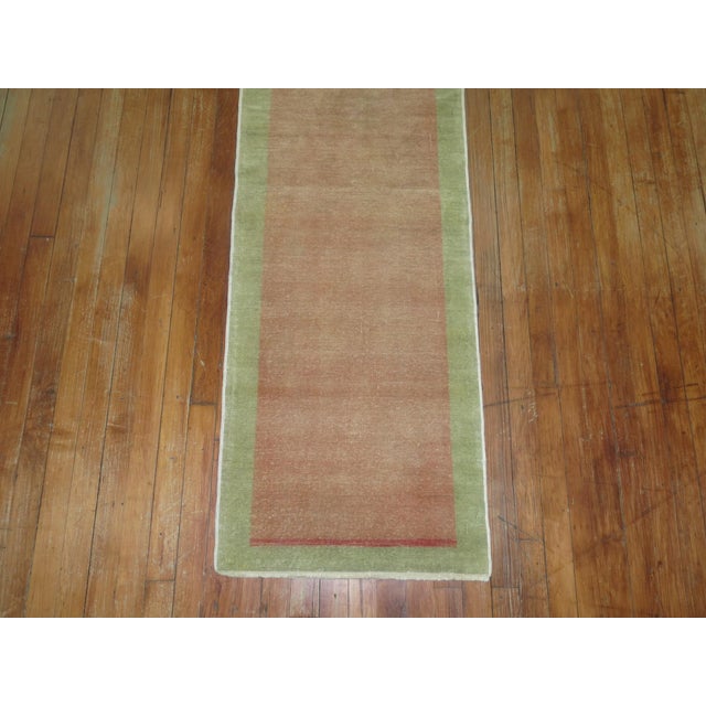 Mid 20th Century Anatolian Minimalist Runner rug no.30770 For Sale - Image 4 of 9