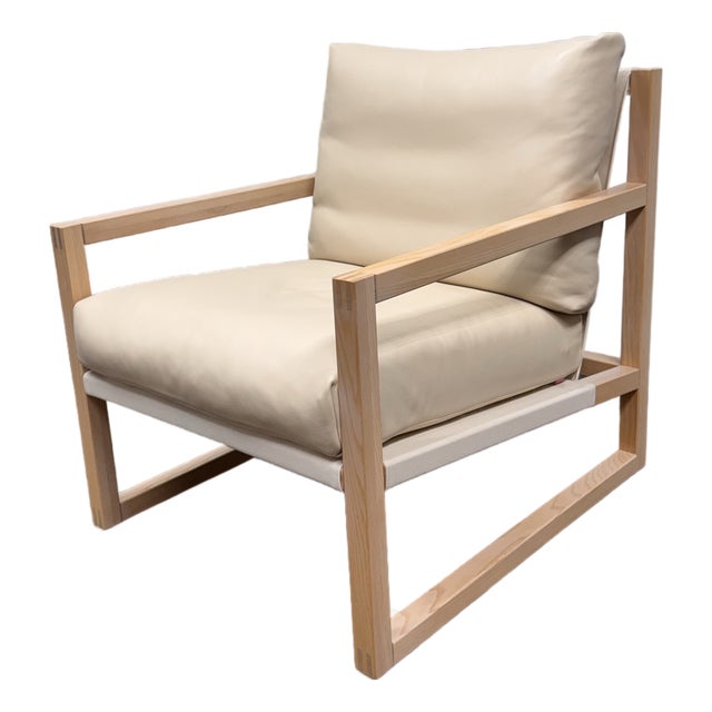 Eq3 Chiara Lounge Leather Chair For Sale